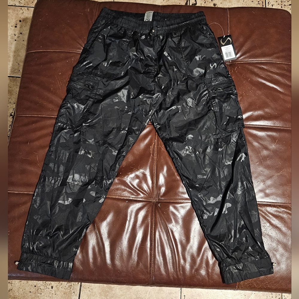 Black Cargo Pants with Sleek Design